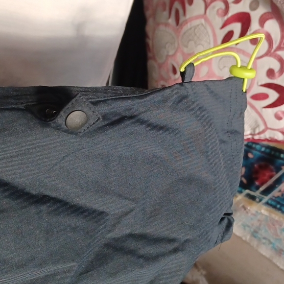 Zumba Wear Women's  Navy/Neon Green Convertible Cargo Ribbons Workout Pants S - Picture 5 of 8